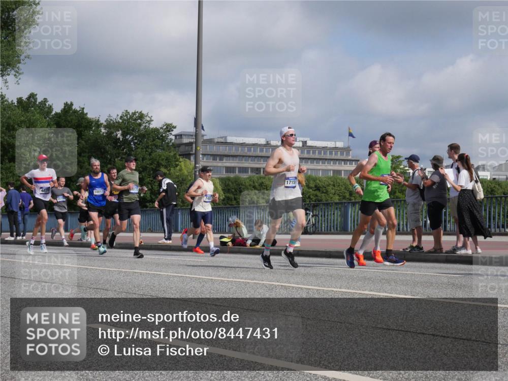 29.06.2025 - hella hamburg halbmarathon Luisa Fischer http://msf.ph/oto/8447431 29.06.2025 09:47:47 Kennedybrücke 467, 10017, 1675, 8177, 7481, 17151, 2689, 4129, 4679, 4698, 4749, 6358, 7481, 8190, 9634, 10017 meine-sportfotos.de
