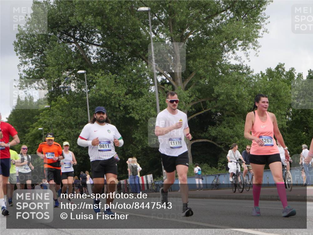 29.06.2025 - hella hamburg halbmarathon Luisa Fischer http://msf.ph/oto/8447543 29.06.2025 10:29:49 Kennedybrücke 830, 5494, 11107, 9811, 11110, 1267, 1300, 3617, 4267, 4268, 4315, 4358, 5494, 6159, 8281, 8306, 8674, 8942, 9811, 10104 meine-sportfotos.de