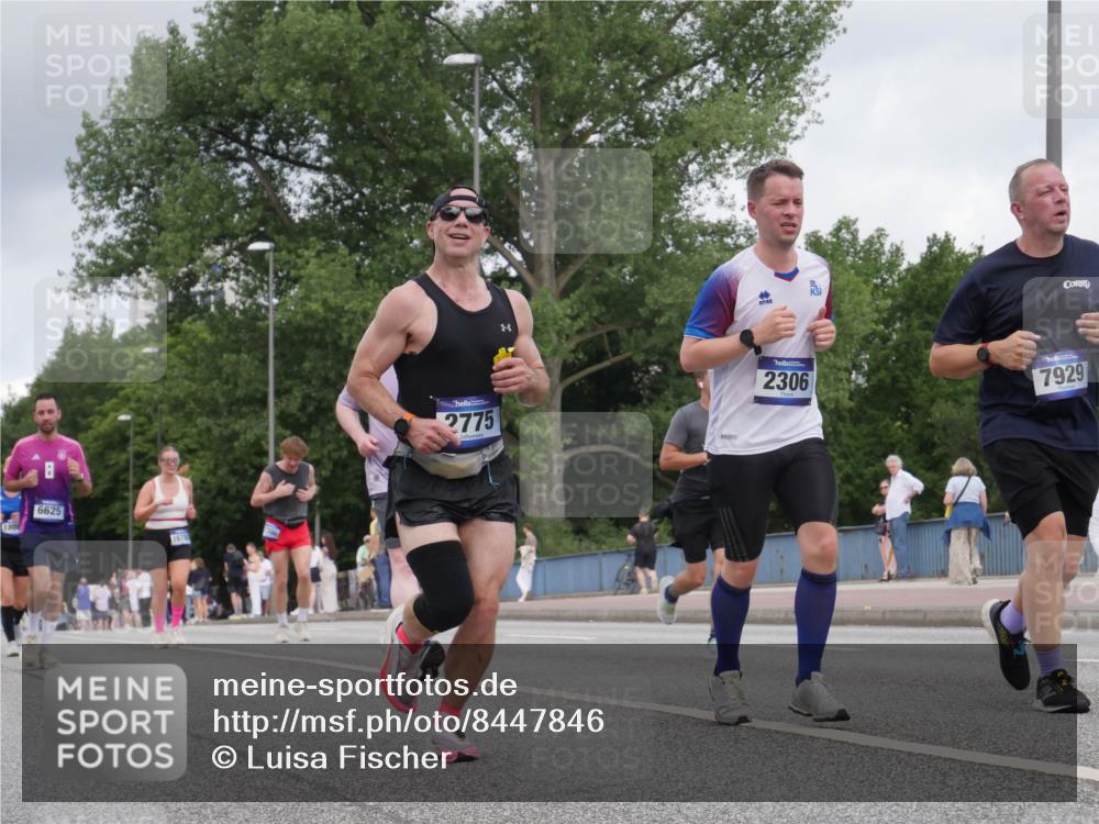 29.06.2025 - hella hamburg halbmarathon Luisa Fischer http://msf.ph/oto/8447846 29.06.2025 10:30:04 Kennedybrücke 1808, 6625, 1678, 2775, 2306, 7929, 2306, 2775, 4844, 6625, 6905, 7929 meine-sportfotos.de