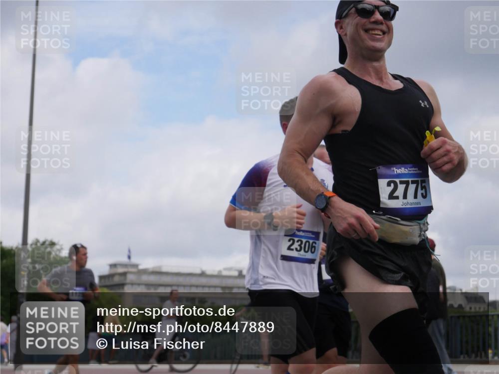 29.06.2025 - hella hamburg halbmarathon Luisa Fischer http://msf.ph/oto/8447889 29.06.2025 10:30:06 Kennedybrücke 2306, 2775, 1481, 2306, 2775, 6625, 6905, 7929, 10077 meine-sportfotos.de