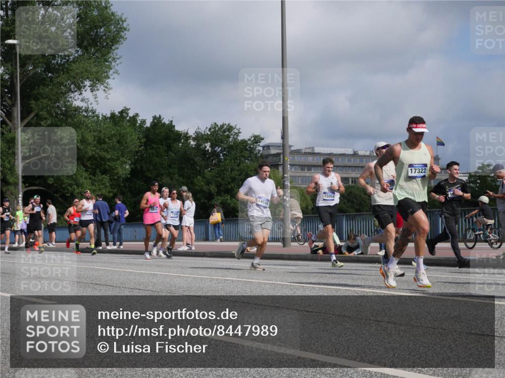 29.06.2025 - hella hamburg halbmarathon Luisa Fischer http://msf.ph/oto/8447989 29.06.2025 09:48:10 Kennedybrücke 1894, 15, 1080, 14549, 15054, 17322, 1894, 4463, 5550, 6878, 7186, 8062, 10484 meine-sportfotos.de