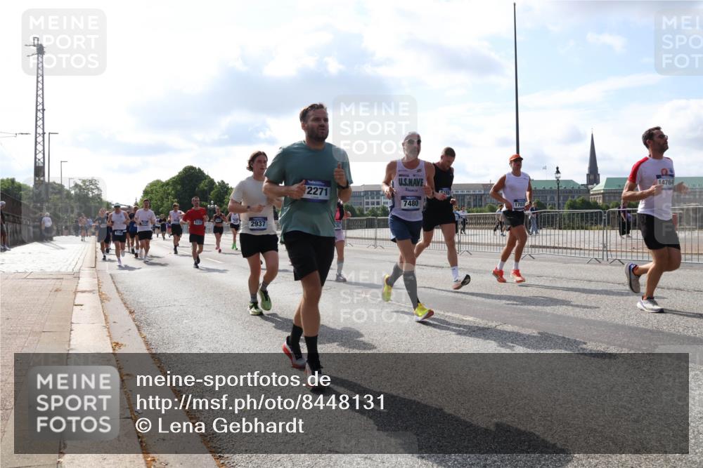 29.06.2025 - hella hamburg halbmarathon Lena Gebhardt http://msf.ph/oto/8448131 29.06.2025 09:53:41 Lombardsbrücke 3532, 2937, 2271, 7480, 1703, 90, 14764, 1098, 1466, 1558, 1750, 1759, 2270, 2365, 2402, 2516, 2623, 2823, 2890, 2937, 3004, 3146, 3186, 3414, 4091, 4140, 4247, 4310, 4553, 4949, 5022, 5115, 5362, 5460, 5532, 5623, 5624, 5650, 5692, 6071, 6203, 6282, 6309, 6375, 6388, 6460, 6575, 6903, 7167, 7204, 7322, 7385, 7448, 7450, 7480, 7734, 7765, 8023, 8269, 9030, 9043, 9126, 9626, 9633, 9723, 9965, 10792, 11077, 11936, 13009 meine-sportfotos.de