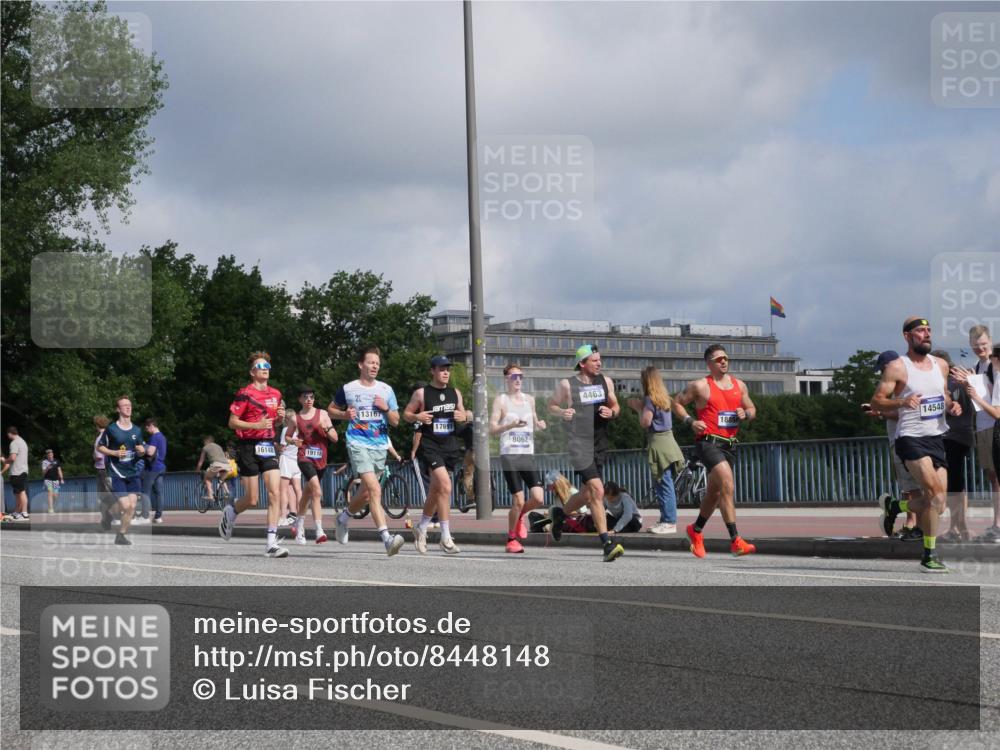 29.06.2025 - hella hamburg halbmarathon Luisa Fischer http://msf.ph/oto/8448148 29.06.2025 09:48:15 Kennedybrücke 16148, 19118, 13167, 17691, 8062, 4463, 1885, 14548, 1894, 4463, 7055, 8062, 9345 meine-sportfotos.de
