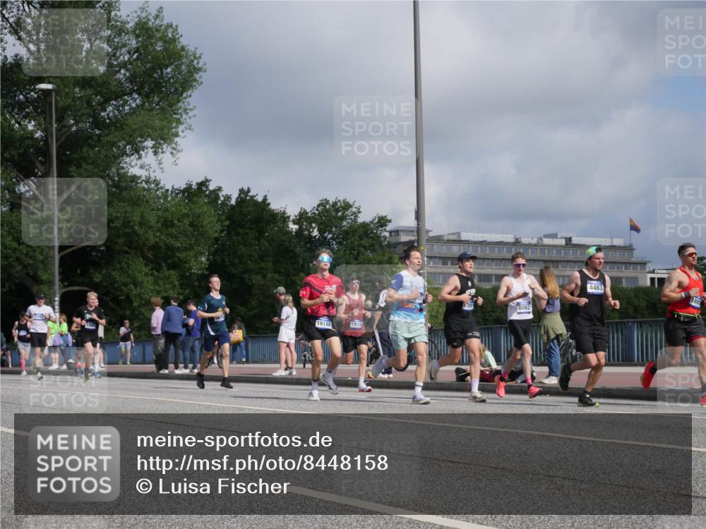 29.06.2025 - hella hamburg halbmarathon Luisa Fischer http://msf.ph/oto/8448158 29.06.2025 09:48:15 Kennedybrücke 16148, 19118, 8062, 4463, 1894, 4463, 7055, 8062, 9345 meine-sportfotos.de