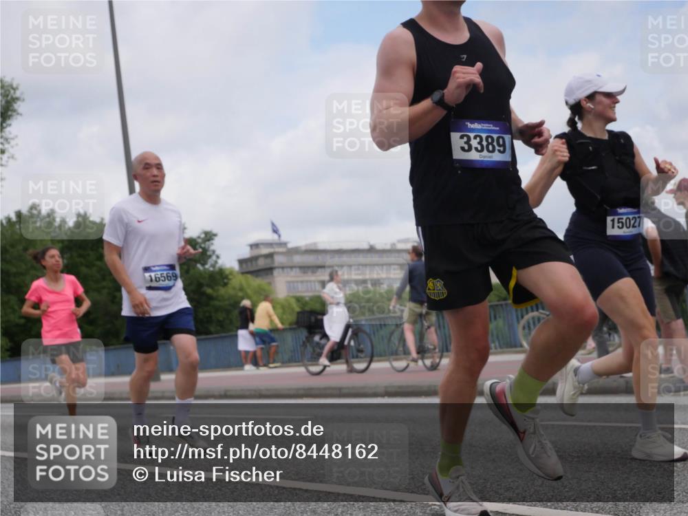 29.06.2025 - hella hamburg halbmarathon Luisa Fischer http://msf.ph/oto/8448162 29.06.2025 10:30:27 Kennedybrücke 16569, 7, 3389, 15027, 2045, 3389, 4507, 4509, 5177, 6214, 7314, 10205 meine-sportfotos.de