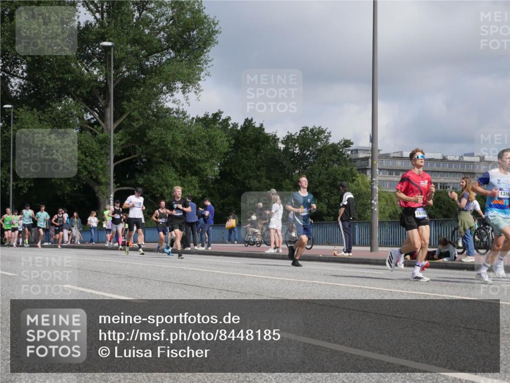 29.06.2025 - hella hamburg halbmarathon Luisa Fischer http://msf.ph/oto/8448185 29.06.2025 09:48:16 Kennedybrücke 16148, 2, 1316, 1894, 4463, 4812, 7055, 8062, 9345 meine-sportfotos.de