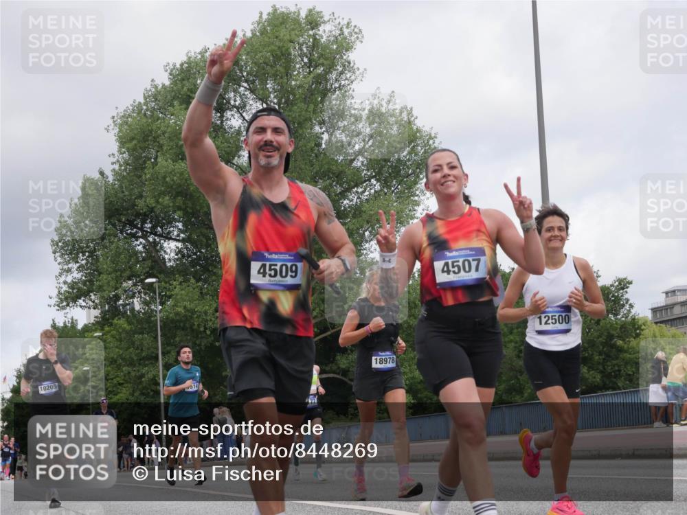29.06.2025 - hella hamburg halbmarathon Luisa Fischer http://msf.ph/oto/8448269 29.06.2025 10:30:32 Kennedybrücke 10205, 14, 4509, 4507, 77, 18978, 12500, 2045, 2643, 4507, 4509, 5177, 5495, 6214, 7314, 7978, 8085, 10205 meine-sportfotos.de