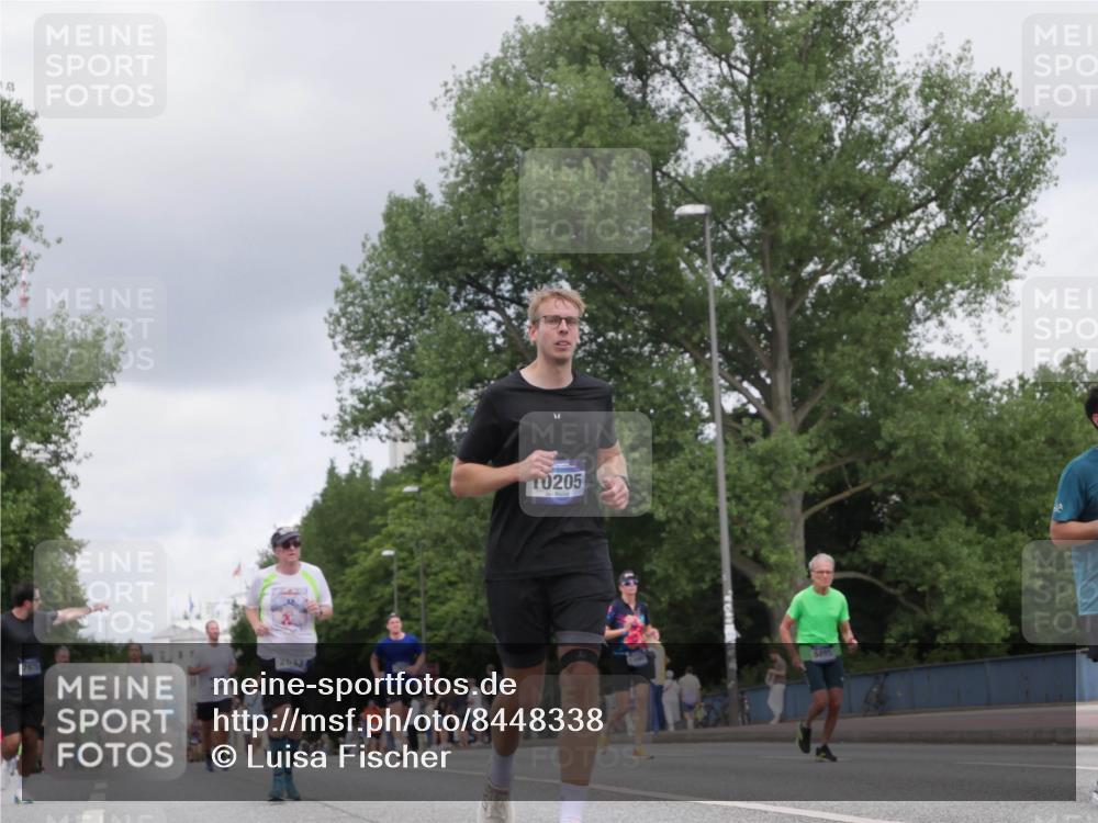 29.06.2025 - hella hamburg halbmarathon Luisa Fischer http://msf.ph/oto/8448338 29.06.2025 10:30:35 Kennedybrücke 7978, 2643, 0205, 2643, 4507, 4509, 5177, 5495, 7314, 7978, 8085, 8215, 10205 meine-sportfotos.de