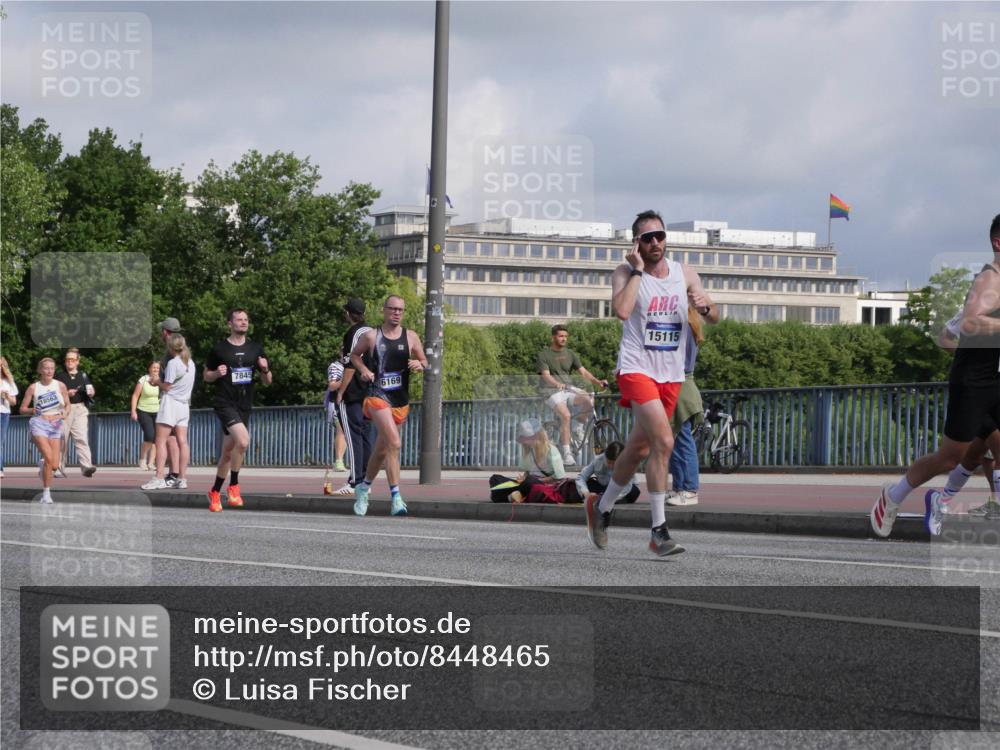 29.06.2025 - hella hamburg halbmarathon Luisa Fischer http://msf.ph/oto/8448465 29.06.2025 09:48:28 Kennedybrücke 18563, 7845, 6169, 15115, 2525, 3809, 3843, 4812, 5042, 6169, 6495, 7845, 8784, 8956, 10453 meine-sportfotos.de