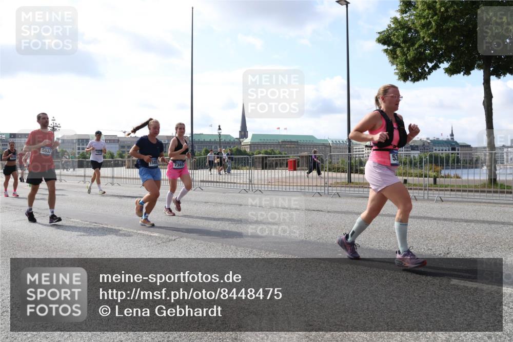 29.06.2025 - hella hamburg halbmarathon Lena Gebhardt http://msf.ph/oto/8448475 29.06.2025 09:53:43 Lombardsbrücke 5532, 15851, 7385, 1098, 1466, 1558, 1750, 1759, 2270, 2365, 2402, 2516, 2623, 2823, 2890, 2937, 3004, 3146, 3186, 3414, 4091, 4140, 4247, 4310, 4553, 4949, 5022, 5115, 5362, 5460, 5532, 5624, 5650, 5692, 6071, 6203, 6282, 6309, 6375, 6388, 6460, 6575, 6903, 7167, 7204, 7322, 7385, 7448, 7450, 7480, 7734, 7765, 8023, 8269, 9030, 9043, 9105, 9126, 9626, 9633, 9723, 9965, 10792, 11077, 11936, 13009 meine-sportfotos.de