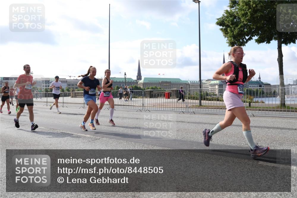 29.06.2025 - hella hamburg halbmarathon Lena Gebhardt http://msf.ph/oto/8448505 29.06.2025 09:53:43 Lombardsbrücke 5532, 15851, 7385, 1098, 1466, 1558, 1750, 1759, 2270, 2365, 2402, 2516, 2623, 2823, 2890, 2937, 3004, 3146, 3186, 3414, 4091, 4140, 4247, 4310, 4553, 4949, 5022, 5115, 5362, 5460, 5532, 5624, 5650, 5692, 6071, 6203, 6282, 6309, 6375, 6388, 6460, 6575, 6903, 7167, 7204, 7322, 7385, 7448, 7450, 7480, 7734, 7765, 8023, 8269, 9030, 9043, 9105, 9126, 9626, 9633, 9723, 9965, 10792, 11077, 11936, 13009 meine-sportfotos.de