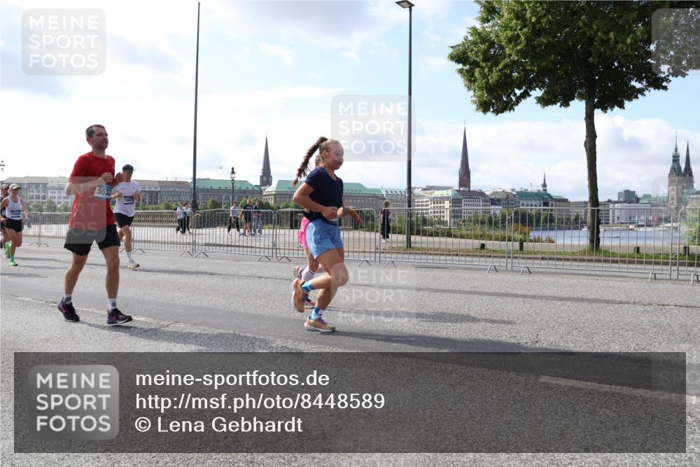 29.06.2025 - hella hamburg halbmarathon Lena Gebhardt http://msf.ph/oto/8448589 29.06.2025 09:53:44 Lombardsbrücke 5532, 1098, 1466, 1558, 1750, 1759, 2270, 2365, 2402, 2516, 2623, 2823, 2890, 2937, 3004, 3146, 3186, 3414, 4091, 4140, 4247, 4310, 4553, 4949, 5022, 5115, 5362, 5460, 5528, 5532, 5624, 5650, 5692, 6071, 6203, 6282, 6309, 6375, 6388, 6460, 6575, 6903, 7167, 7204, 7322, 7385, 7448, 7480, 7734, 7765, 8023, 8269, 9030, 9043, 9105, 9126, 9626, 9633, 9723, 9965, 10792, 11077, 11936, 13009 meine-sportfotos.de