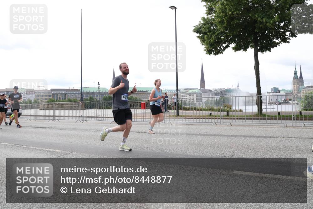 29.06.2025 - hella hamburg halbmarathon Lena Gebhardt http://msf.ph/oto/8448877 29.06.2025 10:30:33 Lombardsbrücke 2350, 12349, 4819, 16504, 1059, 1472, 1647, 2505, 2569, 2754, 2755, 2901, 3281, 3443, 3573, 4198, 4575, 4819, 6344, 6556, 6598, 6616, 7071, 7120, 9830, 10880, 11984, 12349, 12350, 12460, 12461, 12504, 12687, 12688, 12710, 13418, 14216, 14304, 14421, 15299, 15757, 15789, 15938, 16182, 16504, 16601, 16604, 16735, 16791, 16864, 18046, 18362, 18503, 18671, 18795, 18860 meine-sportfotos.de