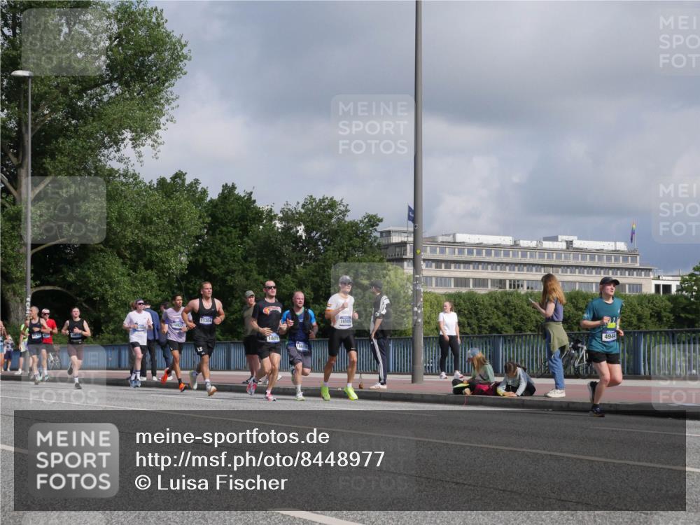 29.06.2025 - hella hamburg halbmarathon Luisa Fischer http://msf.ph/oto/8448977 29.06.2025 09:48:58 Kennedybrücke 11304, 10927, 1889, 16619, 16505, 4944, 1344, 1889, 2243, 4944, 5048, 5660, 7628, 8312, 10865 meine-sportfotos.de