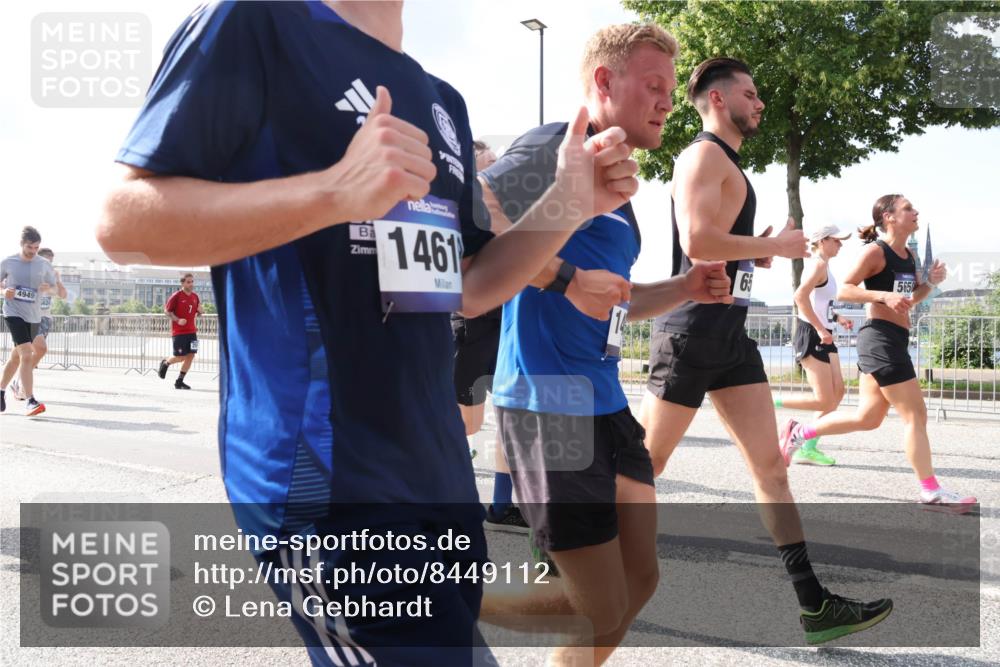 29.06.2025 - hella hamburg halbmarathon Lena Gebhardt http://msf.ph/oto/8449112 29.06.2025 09:53:47 Lombardsbrücke 4949, 1461, 5650, 1098, 1466, 1558, 1750, 1902, 2270, 2365, 2402, 2516, 2623, 2823, 2890, 2937, 3004, 3146, 3186, 3414, 4091, 4140, 4235, 4247, 4310, 4949, 5022, 5115, 5362, 5460, 5528, 5532, 5650, 5692, 6071, 6198, 6282, 6309, 6375, 6388, 6460, 6575, 6903, 7167, 7322, 7385, 7448, 7480, 7734, 8023, 8269, 9030, 9043, 9105, 9126, 9482, 9619, 9626, 9633, 9723, 9965, 10792, 11077, 11936, 12084, 13009 meine-sportfotos.de