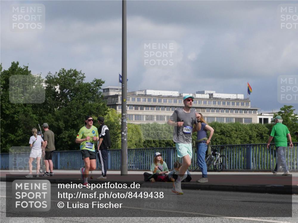 29.06.2025 - hella hamburg halbmarathon Luisa Fischer http://msf.ph/oto/8449438 29.06.2025 09:49:11 Kennedybrücke 16881, 10477, 1053, 1577, 5152, 5193, 5660, 7466, 8323, 10477 meine-sportfotos.de