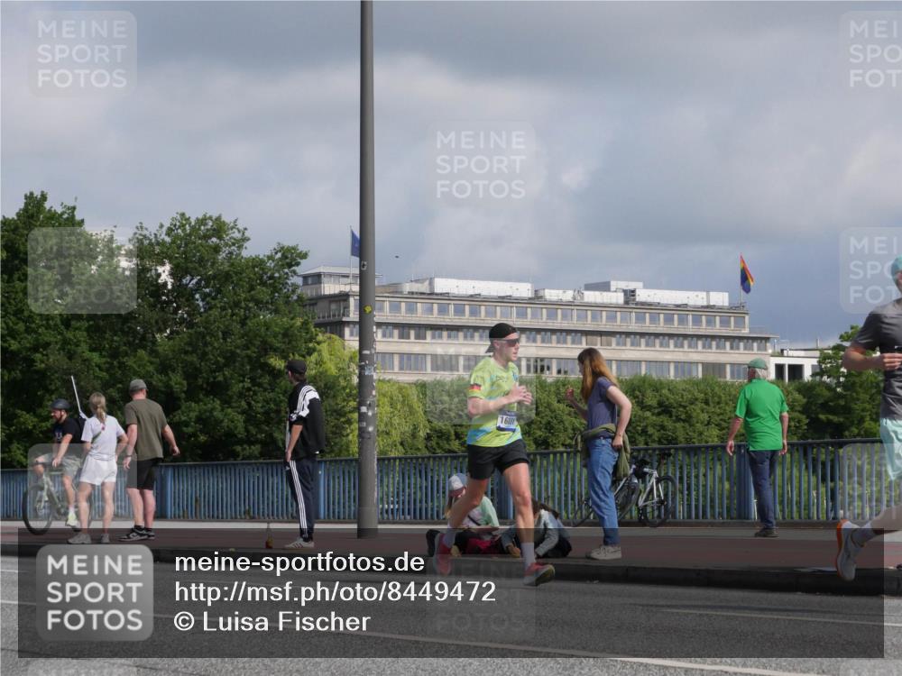 29.06.2025 - hella hamburg halbmarathon Luisa Fischer http://msf.ph/oto/8449472 29.06.2025 09:49:12 Kennedybrücke 16881, 1053, 1577, 5152, 5193, 7466, 8323, 10477 meine-sportfotos.de
