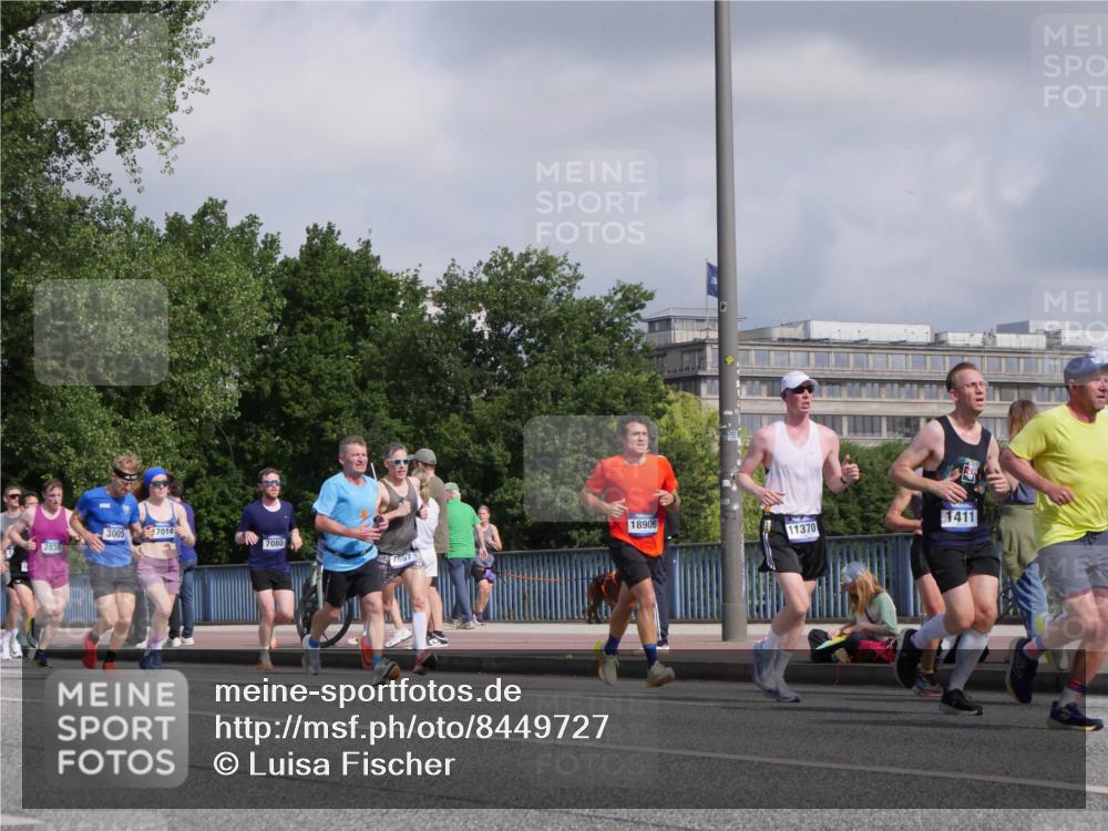 29.06.2025 - hella hamburg halbmarathon Luisa Fischer http://msf.ph/oto/8449727 29.06.2025 09:49:23 Kennedybrücke 3005, 7014, 2836, 7080, 18906, 7867, 11370, 1411, 1396, 1407, 1411, 1959, 2836, 3935, 5193, 6305, 7080, 7622, 7867, 9376, 9508 meine-sportfotos.de