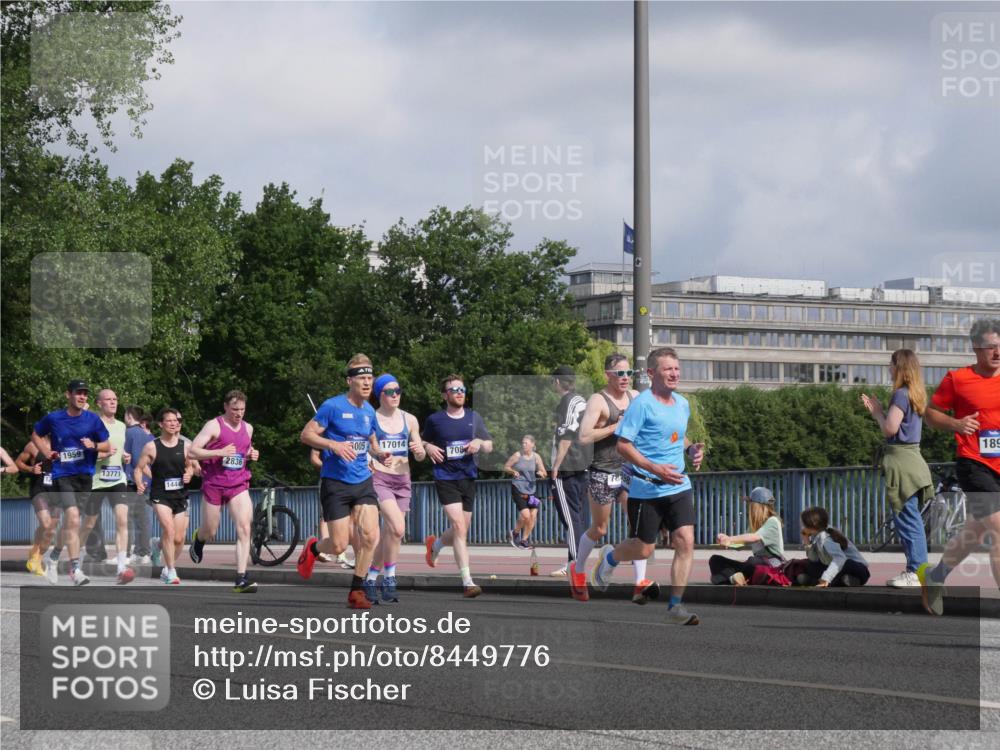 29.06.2025 - hella hamburg halbmarathon Luisa Fischer http://msf.ph/oto/8449776 29.06.2025 09:49:24 Kennedybrücke 1959, 2836, 13771, 1444, 005, 17014, 708, 189, 1396, 1407, 1411, 1959, 2836, 3935, 6305, 6473, 7080, 7622, 7867, 9376, 9508 meine-sportfotos.de