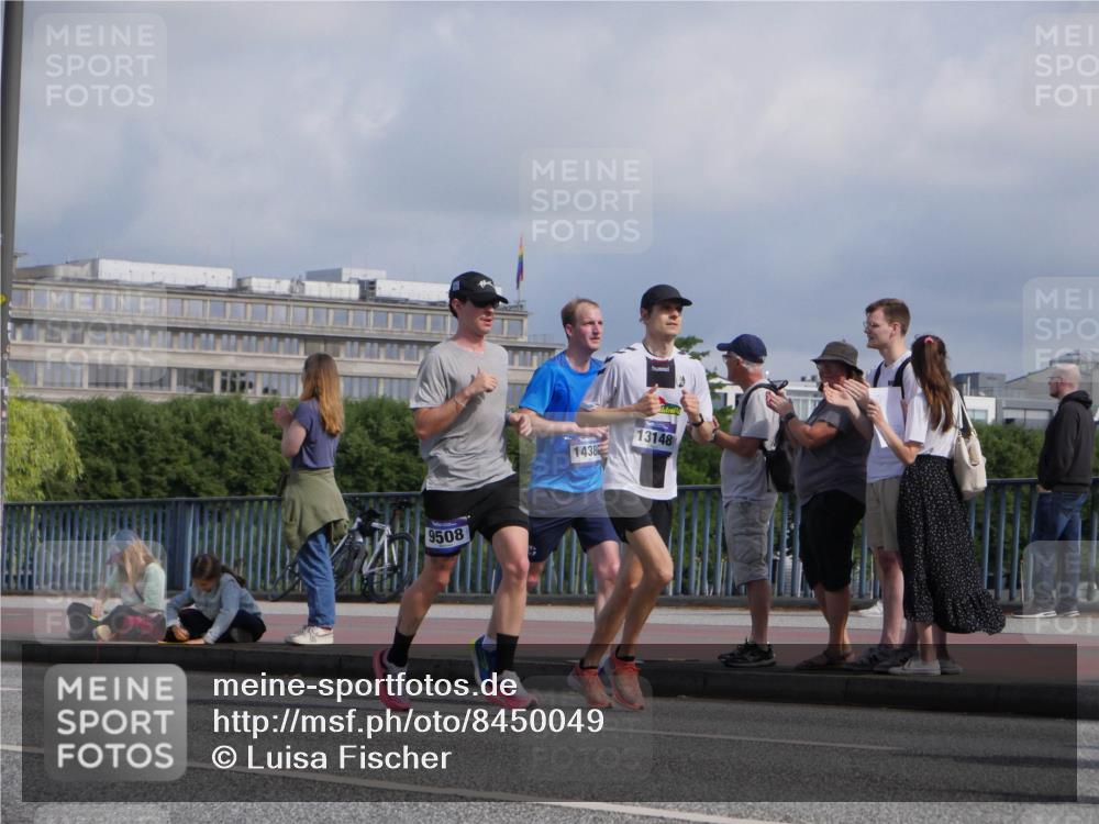 29.06.2025 - hella hamburg halbmarathon Luisa Fischer http://msf.ph/oto/8450049 29.06.2025 09:49:32 Kennedybrücke 9508, 1438, 13148, 1002, 1407, 1910, 2228, 2563, 2851, 3790, 3935, 4740, 6032, 6305, 6473, 7831, 7972, 9376, 9508, 10771 meine-sportfotos.de