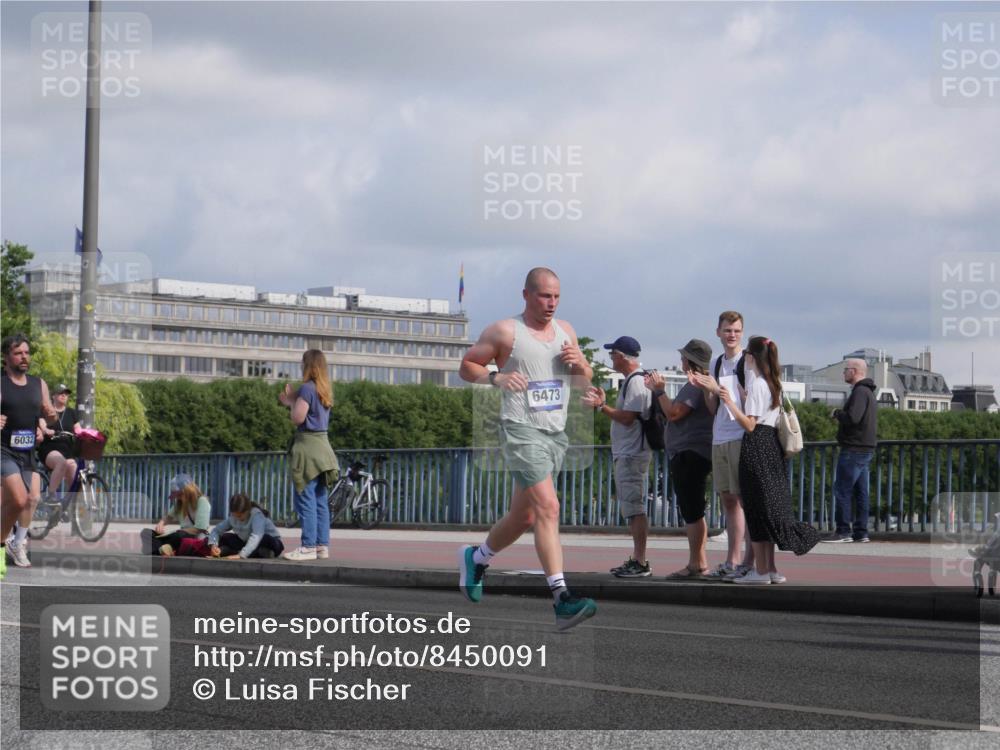 29.06.2025 - hella hamburg halbmarathon Luisa Fischer http://msf.ph/oto/8450091 29.06.2025 09:49:34 Kennedybrücke 6032, 6473, 1002, 1910, 2228, 2563, 2851, 3790, 3935, 4246, 4740, 6032, 6305, 6473, 7831, 7972, 9376, 9508, 10771 meine-sportfotos.de