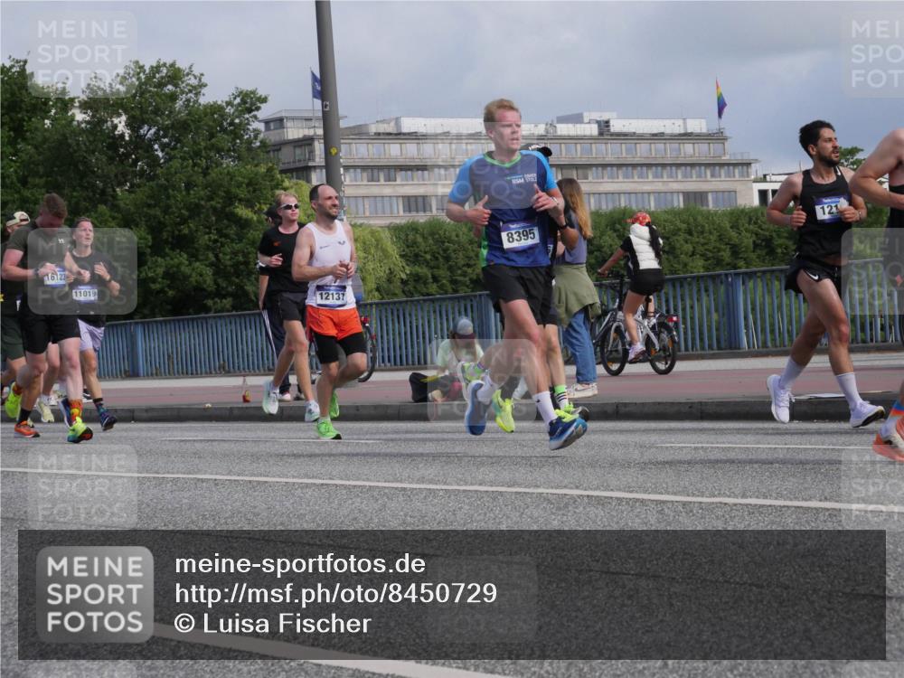 29.06.2025 - hella hamburg halbmarathon Luisa Fischer http://msf.ph/oto/8450729 29.06.2025 09:49:54 Kennedybrücke 16123, 11019, 12137, 8395, 121, 1217, 2121, 2404, 2774, 3783, 5961, 8395, 9171 meine-sportfotos.de