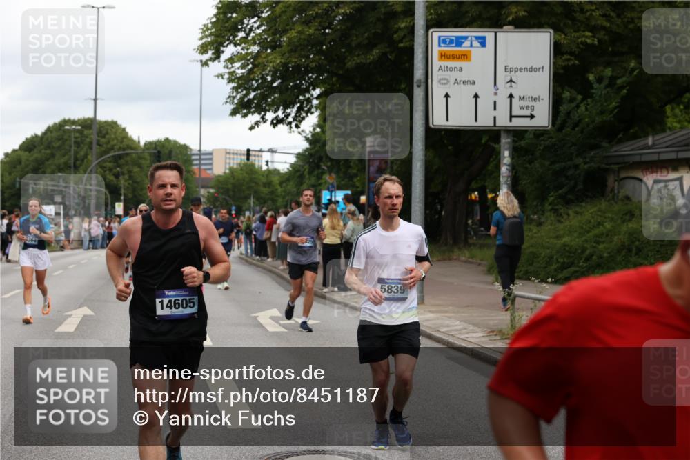 29.06.2025 - hella hamburg halbmarathon Yannick Fuchs http://msf.ph/oto/8451187 29.06.2025 10:55:45 20KM 1135, 1138, 1147, 1190, 2086, 2391, 2591, 3097, 3400, 4068, 4095, 5839, 5870, 6391, 7049, 8364, 8531, 8590, 9297, 9932, 10031, 10177, 10194, 10746, 11465, 12125, 12787, 13064, 13086, 13491, 13699, 13958, 14605, 14628, 15252, 15520, 15539, 15733, 15908, 16128, 16145, 18551, 18799, 18808 meine-sportfotos.de
