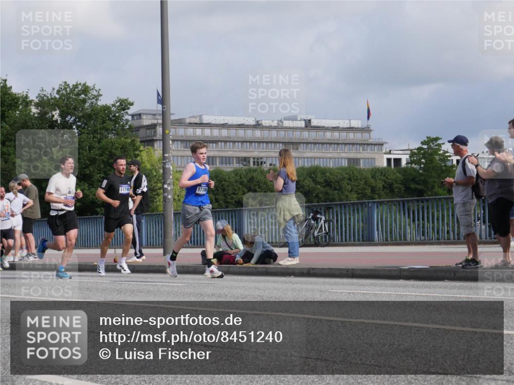 29.06.2025 - hella hamburg halbmarathon Luisa Fischer http://msf.ph/oto/8451240 29.06.2025 09:50:09 Kennedybrücke 11745, 17306, 1562, 2196, 2296, 4602, 5092, 5923, 8901 meine-sportfotos.de