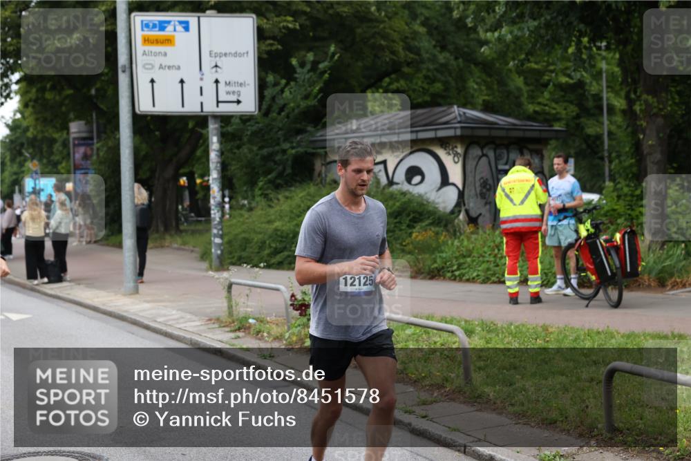 29.06.2025 - hella hamburg halbmarathon Yannick Fuchs http://msf.ph/oto/8451578 29.06.2025 10:55:48 20KM 1135, 1138, 1147, 1190, 2086, 3097, 3400, 3921, 4068, 4095, 5547, 5839, 5870, 6391, 7049, 8364, 8590, 9297, 10031, 10177, 10194, 10746, 11465, 12125, 12567, 13064, 13491, 13699, 13958, 14574, 14605, 14628, 15252, 15291, 15520, 15539, 15733, 15908, 16128, 16145, 18551, 18799, 18808 meine-sportfotos.de