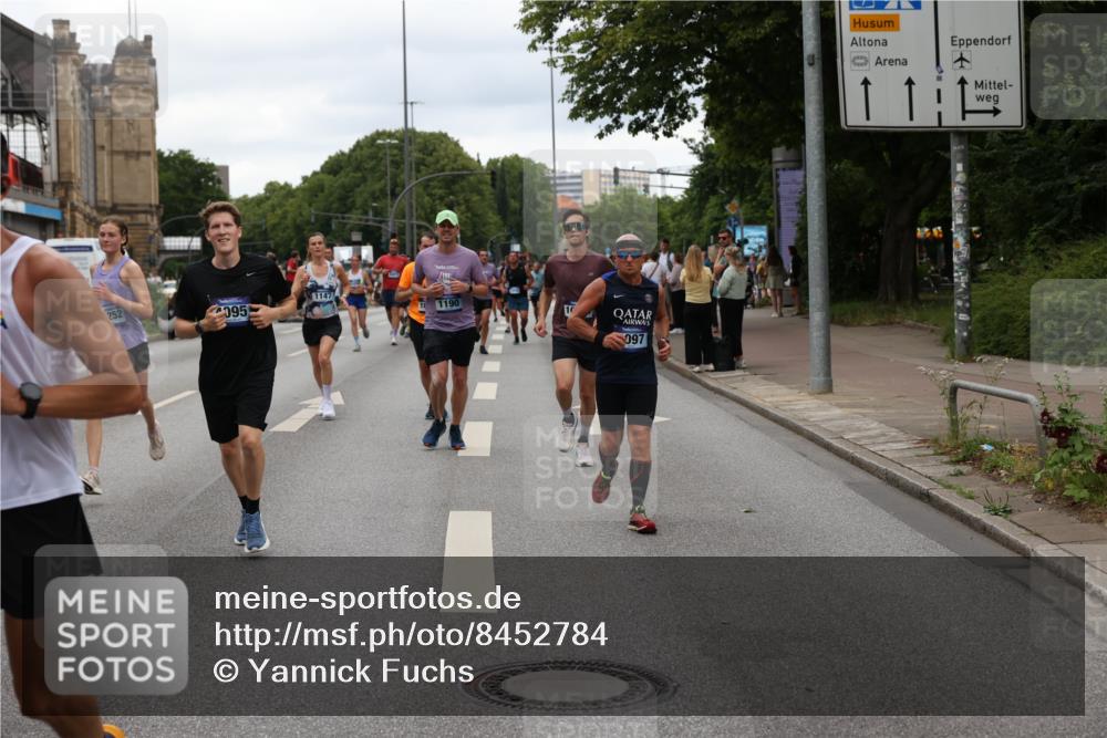 29.06.2025 - hella hamburg halbmarathon Yannick Fuchs http://msf.ph/oto/8452784 29.06.2025 10:55:59 20KM 1135, 1138, 1147, 1190, 3097, 3921, 4095, 4859, 5547, 6580, 6815, 8154, 8364, 9297, 9718, 9928, 10177, 10194, 10746, 10797, 11968, 12567, 13699, 13958, 14574, 15252, 15291, 15539, 15686, 15859, 15908, 16292, 17532, 17939, 18000, 18551, 18799, 18808, 18919 meine-sportfotos.de