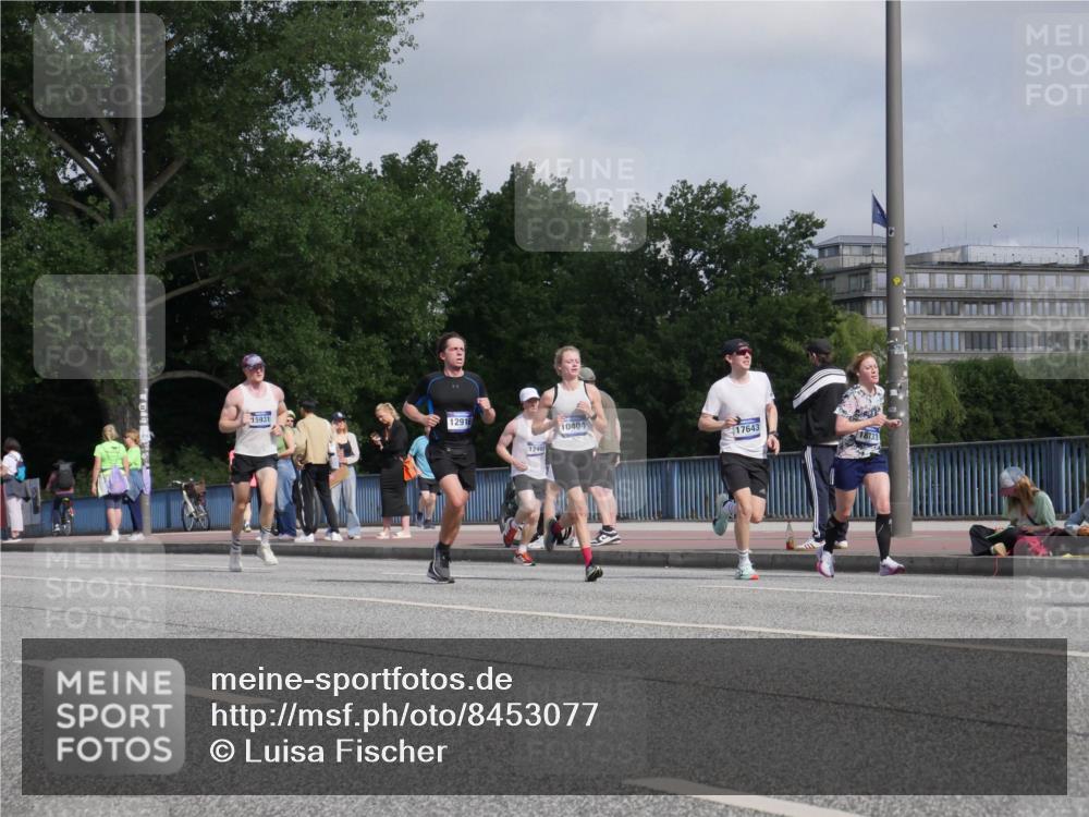 29.06.2025 - hella hamburg halbmarathon Luisa Fischer http://msf.ph/oto/8453077 29.06.2025 09:50:45 Kennedybrücke 4, 15931, 12916, 1248, 10404, 417643, 2714, 2767, 7884, 10404, 10793 meine-sportfotos.de