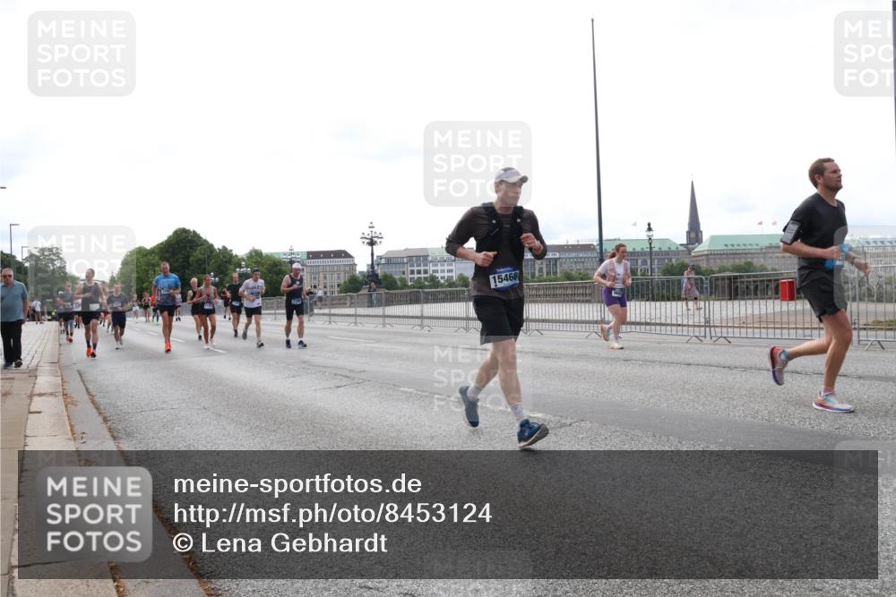29.06.2025 - hella hamburg halbmarathon Lena Gebhardt http://msf.ph/oto/8453124 29.06.2025 10:31:05 Lombardsbrücke 15466, 1059, 1292, 1472, 1773, 1979, 2097, 2268, 2414, 2505, 2569, 2914, 3131, 3281, 4198, 4561, 4817, 5437, 5943, 6057, 6195, 6556, 6620, 6787, 7071, 7120, 7351, 7604, 8050, 8072, 8073, 8757, 9576, 9830, 10111, 10989, 11981, 11984, 11988, 12384, 12627, 14095, 14216, 14349, 14803, 15299, 15466, 15589, 15725, 16457, 17224, 17463, 17509, 17587, 17742, 17966, 18362, 18795, 18860, 19052, 19226 meine-sportfotos.de