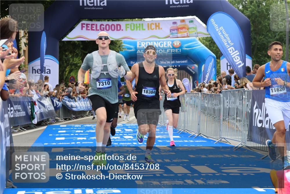 29.06.2025 - hella hamburg halbmarathon Strokosch-Dieckow http://msf.ph/oto/8453708 29.06.2025 10:36:53 Ziel 1385, 1411, 3959, 4865, 5307, 5315, 6529, 7310, 11620, 13141, 13343, 14691, 15939, 18384 meine-sportfotos.de