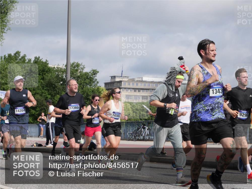 29.06.2025 - hella hamburg halbmarathon Luisa Fischer http://msf.ph/oto/8456517 29.06.2025 09:52:14 Kennedybrücke 14, 14204, 17360, 15013, 18285, 1343, 9296, 1343, 1445, 1800, 2573, 2949, 3282, 5248, 5889, 6123, 8370, 9264, 9265, 9296 meine-sportfotos.de