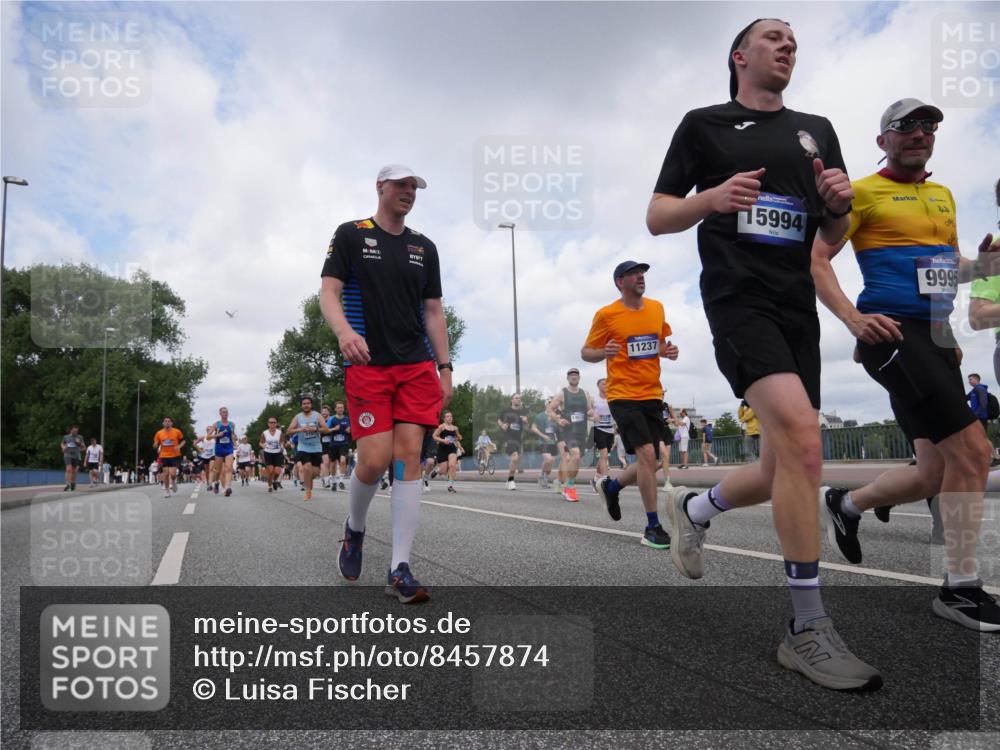29.06.2025 - hella hamburg halbmarathon Luisa Fischer http://msf.ph/oto/8457874 29.06.2025 10:36:57 Kennedybrücke 11237, 15994, 9995, 1189, 1275, 2526, 3264, 3340, 3345, 3848, 4807, 4826, 5141, 5557, 5821, 5822, 5887, 6364, 6515, 6516, 6956, 7027, 7633, 7653, 7982, 8157, 8349, 8375, 8377, 8383, 8401, 8620, 9438, 9995, 10048, 10800 meine-sportfotos.de