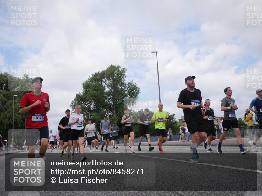 29.06.2025 - hella hamburg halbmarathon Luisa Fischer http://msf.ph/oto/8458271 29.06.2025 10:37:21 Kennedybrücke 11872, 15845, 2562, 3787, 13747, 9094, 282, 15792, 6574, 10007, 1025, 1705, 1787, 2276, 2464, 2496, 2511, 5691, 6034, 6109, 6574, 6718, 6727, 7324, 7329, 8202, 8282, 9094, 10007, 10564 meine-sportfotos.de