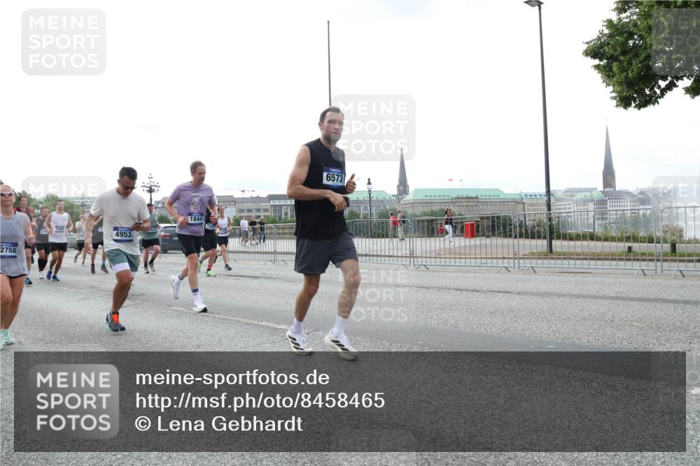 29.06.2025 - hella hamburg halbmarathon Lena Gebhardt http://msf.ph/oto/8458465 29.06.2025 10:31:40 Lombardsbrücke 2758, 4953, 1844, 6573, 1235, 1292, 1373, 1844, 1879, 1979, 2384, 2414, 2672, 2831, 2832, 2914, 3221, 3239, 3358, 3396, 3397, 3424, 3571, 3681, 3751, 4817, 4877, 4953, 5156, 5165, 5437, 5846, 5943, 5965, 6057, 6078, 6160, 6546, 6573, 6640, 6718, 6727, 7334, 7604, 7772, 7898, 8050, 8072, 8073, 8304, 8620, 8806, 9078, 9104, 9183, 9478, 9812, 9883, 10111, 10240, 10586, 11587, 13724, 14349, 15725, 16457, 16978, 17404, 17517, 17587, 17706 meine-sportfotos.de