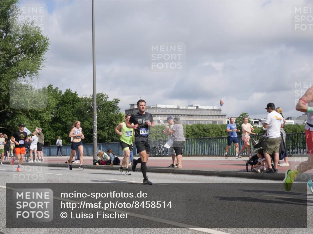 29.06.2025 - hella hamburg halbmarathon Luisa Fischer http://msf.ph/oto/8458514 29.06.2025 09:53:01 Kennedybrücke 18723, 2675, 17632, 1209, 1358, 1882, 2675, 4205, 5508, 5745, 6649, 8958, 9116, 9365 meine-sportfotos.de