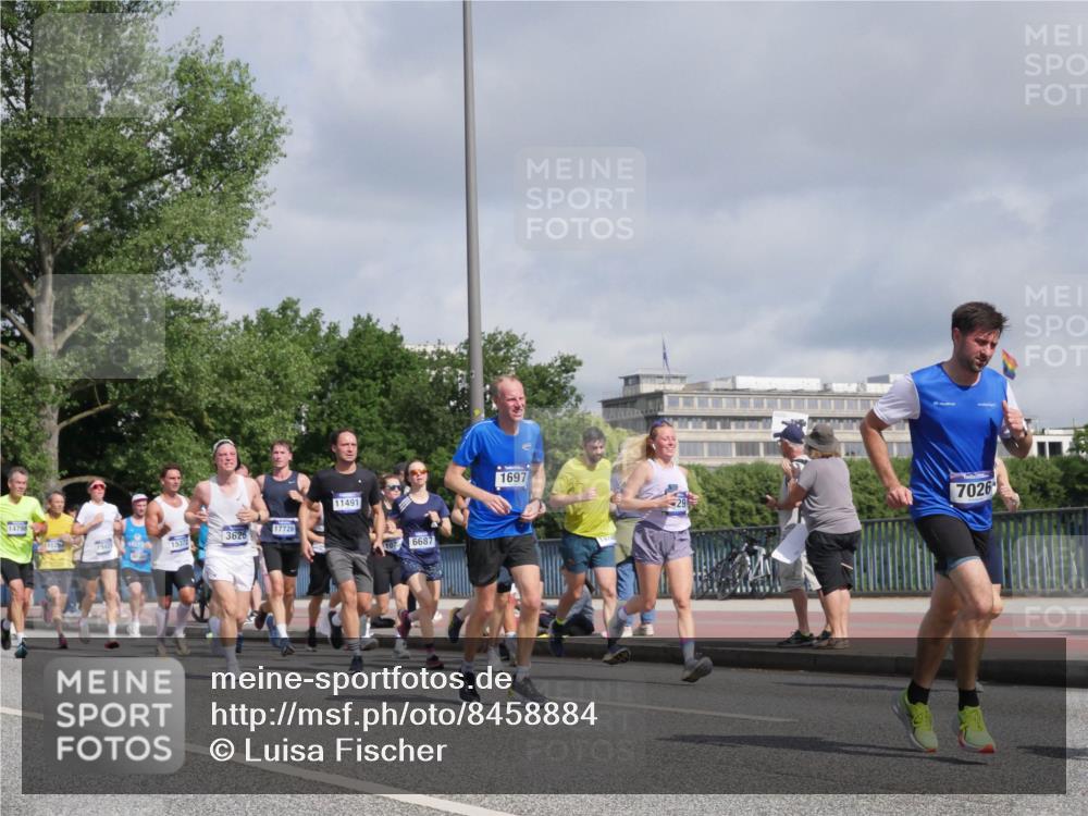 29.06.2025 - hella hamburg halbmarathon Luisa Fischer http://msf.ph/oto/8458884 29.06.2025 09:53:12 Kennedybrücke 14798, 3626, 15421, 15372, 17726, 11491, 1073, 6687, 1697, 29, 7026, 1209, 1697, 2546, 3626, 4205, 4229, 4380, 4893, 5026, 5472, 5508, 5752, 5916, 6080, 6686, 6687, 7026, 7110, 8958, 10783 meine-sportfotos.de