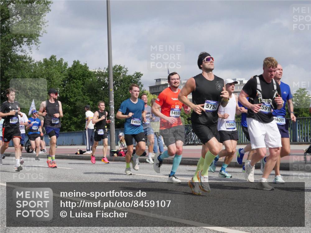 29.06.2025 - hella hamburg halbmarathon Luisa Fischer http://msf.ph/oto/8459107 29.06.2025 09:53:22 Kennedybrücke 8091, 13897, 14924, 74, 1387, 14555, 5752, 15921, 5916, 16301, 1441, 2546, 3056, 4893, 5026, 5506, 5752, 5916, 6429, 8091, 8574, 10064 meine-sportfotos.de