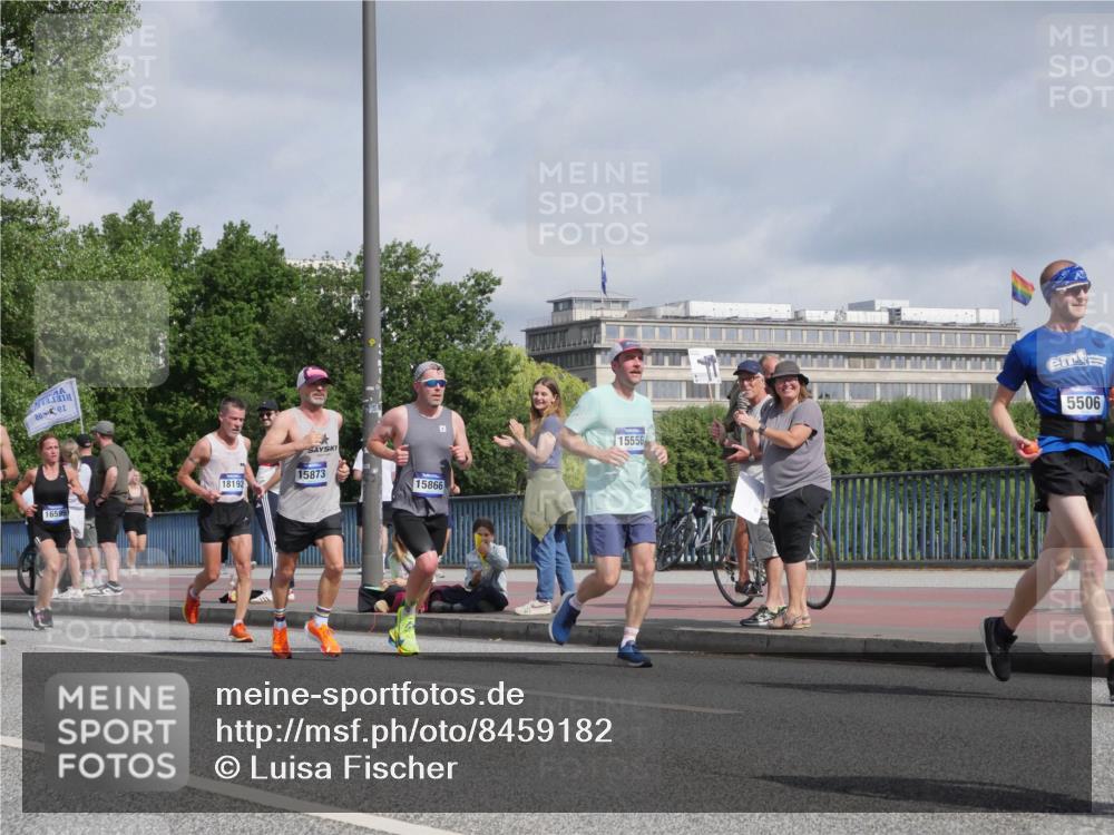 29.06.2025 - hella hamburg halbmarathon Luisa Fischer http://msf.ph/oto/8459182 29.06.2025 09:53:26 Kennedybrücke 20, 16599, 18192, 15873, 15866, 15556, 5506, 1441, 1677, 3056, 5506, 6429, 6639, 8091, 8122, 8574, 8966, 10064 meine-sportfotos.de