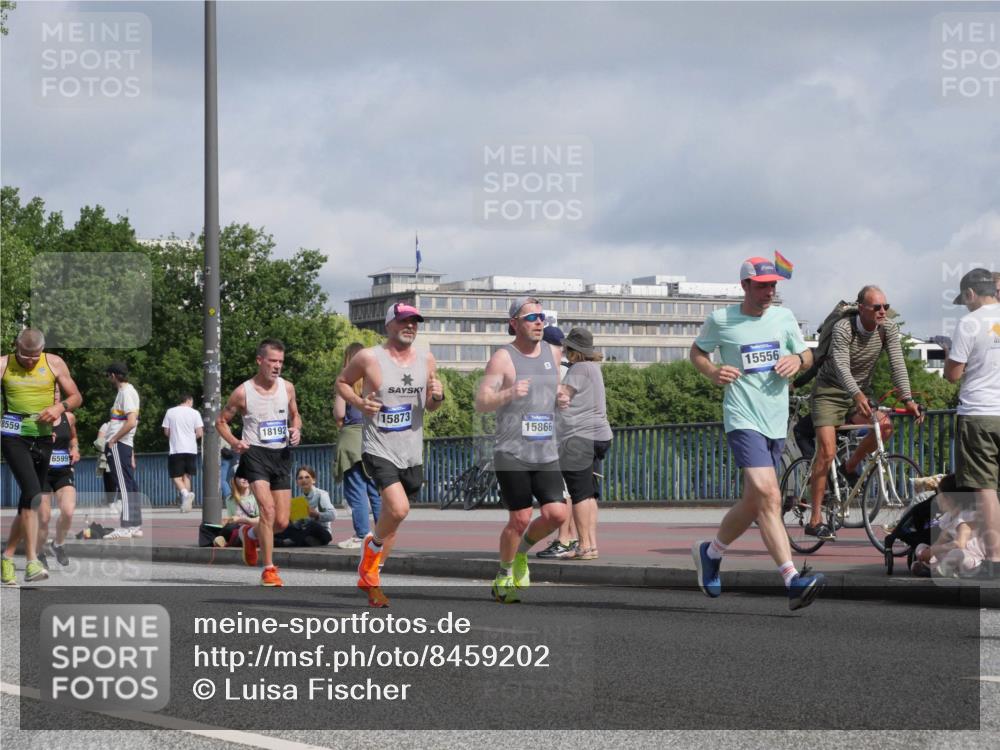 29.06.2025 - hella hamburg halbmarathon Luisa Fischer http://msf.ph/oto/8459202 29.06.2025 09:53:27 Kennedybrücke 8559, 6599, 18192, 15873, 15866, 15556, 1441, 1677, 2579, 3056, 4889, 5506, 6429, 6639, 8122, 8574, 8966 meine-sportfotos.de