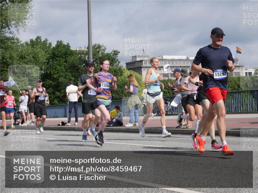 29.06.2025 - hella hamburg halbmarathon Luisa Fischer http://msf.ph/oto/8459467 29.06.2025 09:53:34 Kennedybrücke 17668, 12915, 15297, 6639, 13268, 8122, 2579, 1256, 1441, 1677, 1962, 2579, 3056, 4888, 4889, 5087, 6639, 6721, 6901, 7116, 7284, 7635, 8122, 8319, 8966, 9313, 10469 meine-sportfotos.de