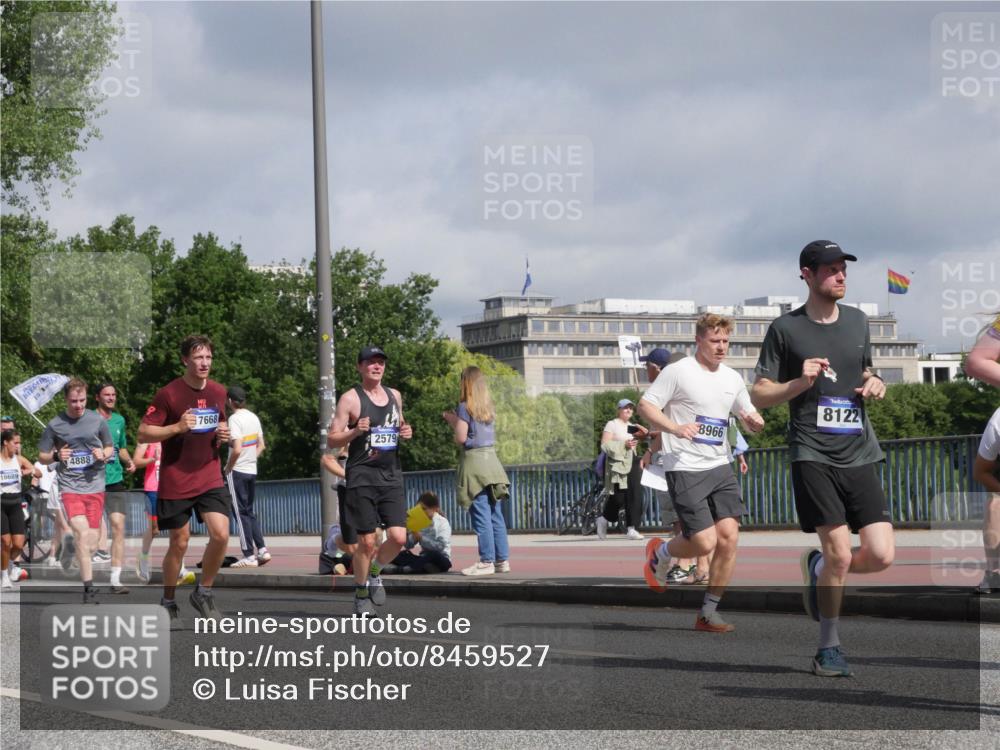 29.06.2025 - hella hamburg halbmarathon Luisa Fischer http://msf.ph/oto/8459527 29.06.2025 09:53:35 Kennedybrücke 19, 4888, 16689, 7668, 8966, 2579, 8122, 1256, 1441, 1677, 1962, 2579, 3056, 4888, 4889, 5087, 6639, 6721, 6901, 7116, 7284, 7635, 8122, 8319, 8966, 9313, 10469 meine-sportfotos.de