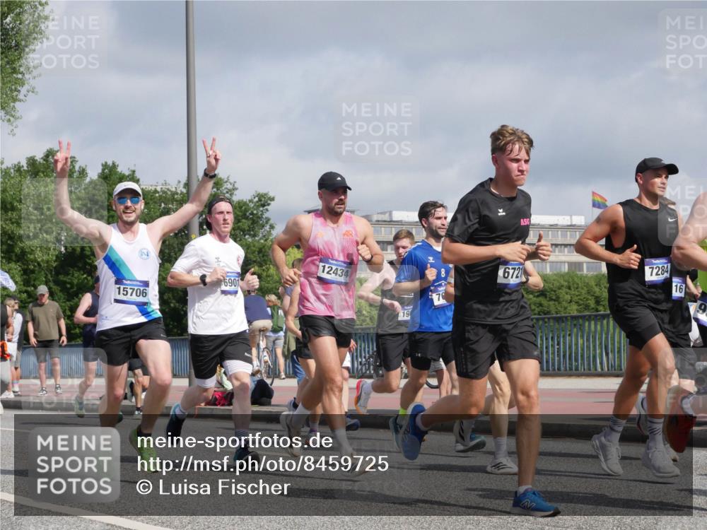 29.06.2025 - hella hamburg halbmarathon Luisa Fischer http://msf.ph/oto/8459725 29.06.2025 09:53:40 Kennedybrücke 6901, 15706, 12434, 19, 8, 6721, 70, 7284, 16, 1256, 1962, 2579, 3947, 4854, 4888, 4889, 5087, 6593, 6721, 6901, 7116, 7284, 7378, 7635, 8319, 9313, 9371, 9755, 9833, 9885, 10415, 10469 meine-sportfotos.de