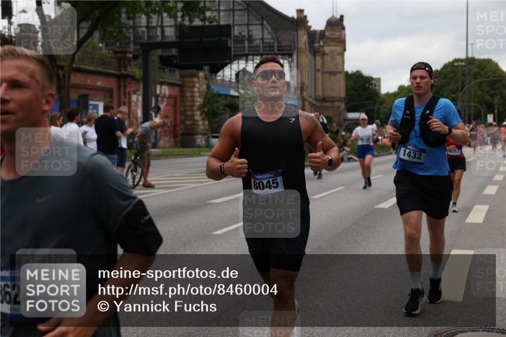 29.06.2025 - hella hamburg halbmarathon Yannick Fuchs http://msf.ph/oto/8460004 29.06.2025 10:56:37 20KM 1114, 1194, 1212, 1264, 1377, 1432, 1531, 1573, 1674, 1726, 1851, 2447, 2911, 3001, 3740, 4511, 6311, 6602, 6752, 7869, 8045, 8068, 8624, 8730, 11180, 12008, 12156, 12286, 13498, 14348, 14368, 14677, 16654, 16688, 17096, 17119, 17136, 17142, 18382, 18530, 19023 meine-sportfotos.de
