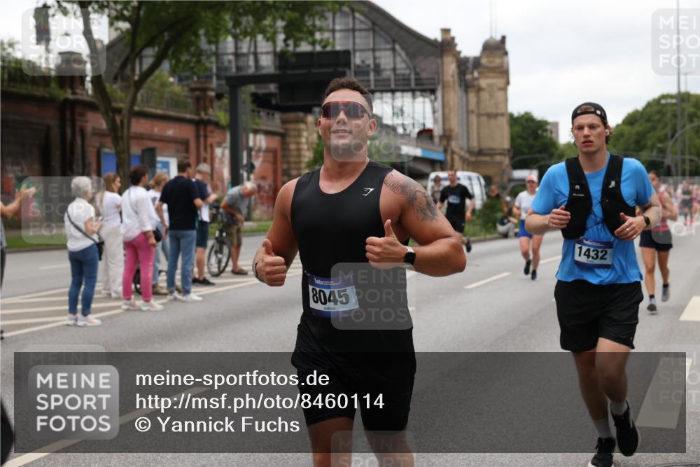 29.06.2025 - hella hamburg halbmarathon Yannick Fuchs http://msf.ph/oto/8460114 29.06.2025 10:56:38 20KM 1114, 1194, 1212, 1264, 1377, 1432, 1531, 1573, 1674, 1851, 2447, 2911, 3001, 3740, 4511, 6311, 6602, 6752, 7869, 8045, 8068, 8624, 8730, 11180, 12008, 12156, 12286, 13498, 13874, 14348, 14368, 14677, 16654, 16688, 17096, 17119, 17136, 17142, 18382, 18530, 19023 meine-sportfotos.de