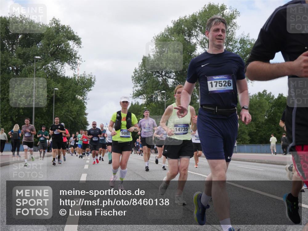 29.06.2025 - hella hamburg halbmarathon Luisa Fischer http://msf.ph/oto/8460138 29.06.2025 10:38:37 Kennedybrücke 11790, 6189, 6029, 10360, 1710, 9803, 11838, 183, 14735, 166, 17526, 2198, 2787, 3170, 3958, 4333, 4696, 4703, 6029, 6189, 6365, 6397, 6471, 8249, 8296, 9803, 10360, 10652 meine-sportfotos.de