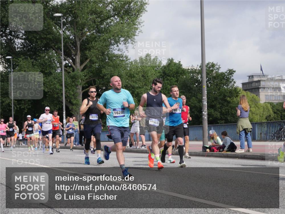 29.06.2025 - hella hamburg halbmarathon Luisa Fischer http://msf.ph/oto/8460574 29.06.2025 09:54:06 Kennedybrücke 10375, 11714, 16281, 16660, 8871, 1570, 1903, 1920, 4999, 5410, 7105, 7363, 7962, 8346, 8871, 9114, 9364, 10375, 10669 meine-sportfotos.de