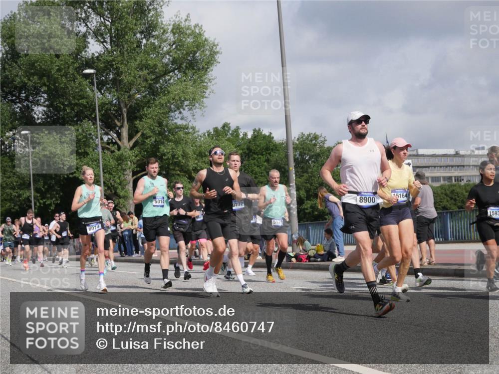 29.06.2025 - hella hamburg halbmarathon Luisa Fischer http://msf.ph/oto/8460747 29.06.2025 09:54:27 Kennedybrücke 8074, 5014, 8772, 5129, 8900, 5164, 1593, 1312, 1353, 2653, 2880, 3437, 3697, 4991, 5014, 5129, 5987, 6490, 6770, 8074, 8359, 8900, 9358, 9659, 10319 meine-sportfotos.de